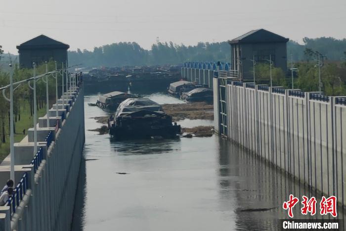 河南首座千吨级船闸启用 豫货出海拓宽新通道