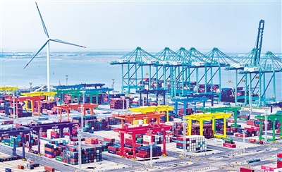 天津港上半年集装箱吞吐量同比增长4.6%